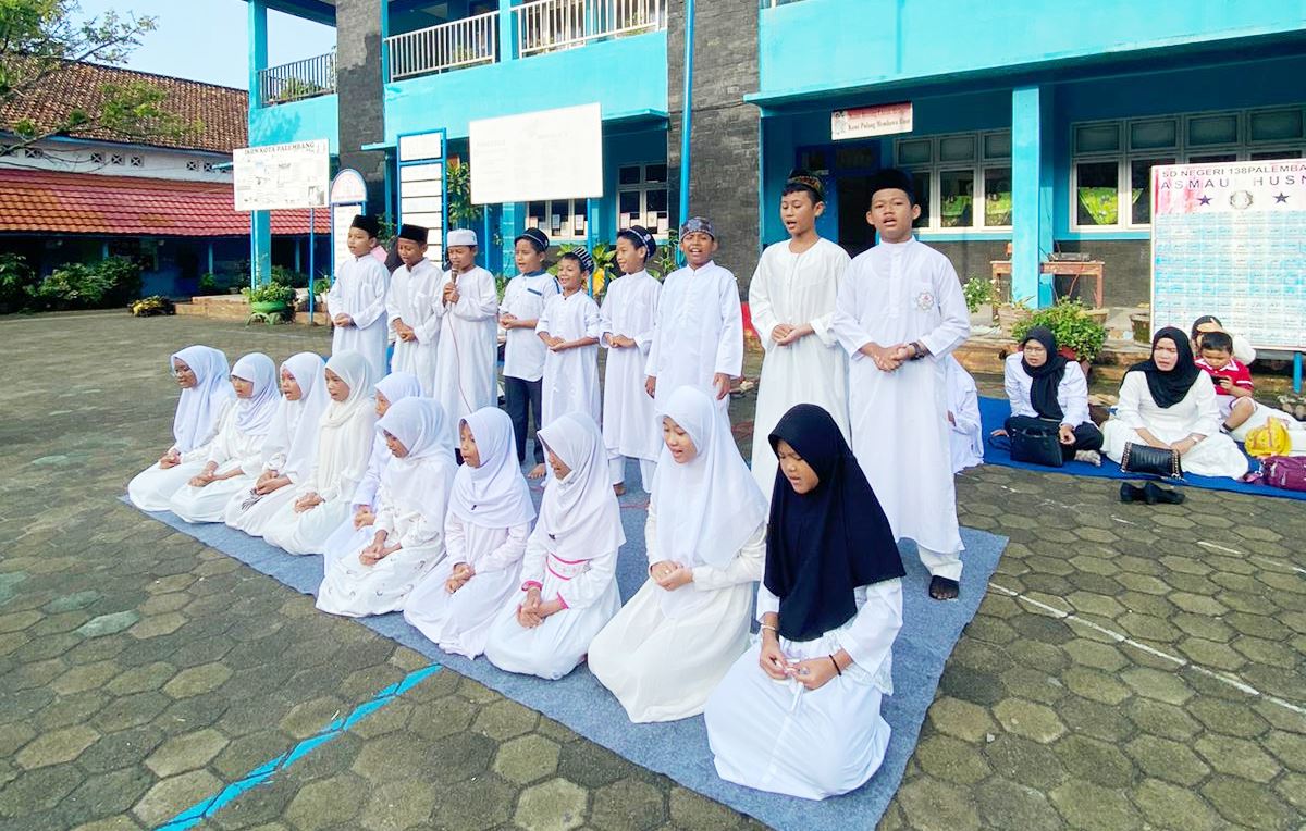 Khidmat Peringatan Isra Miraj di SDN 138 Palembang, Banyak Acara Bikin Siswa Senang
