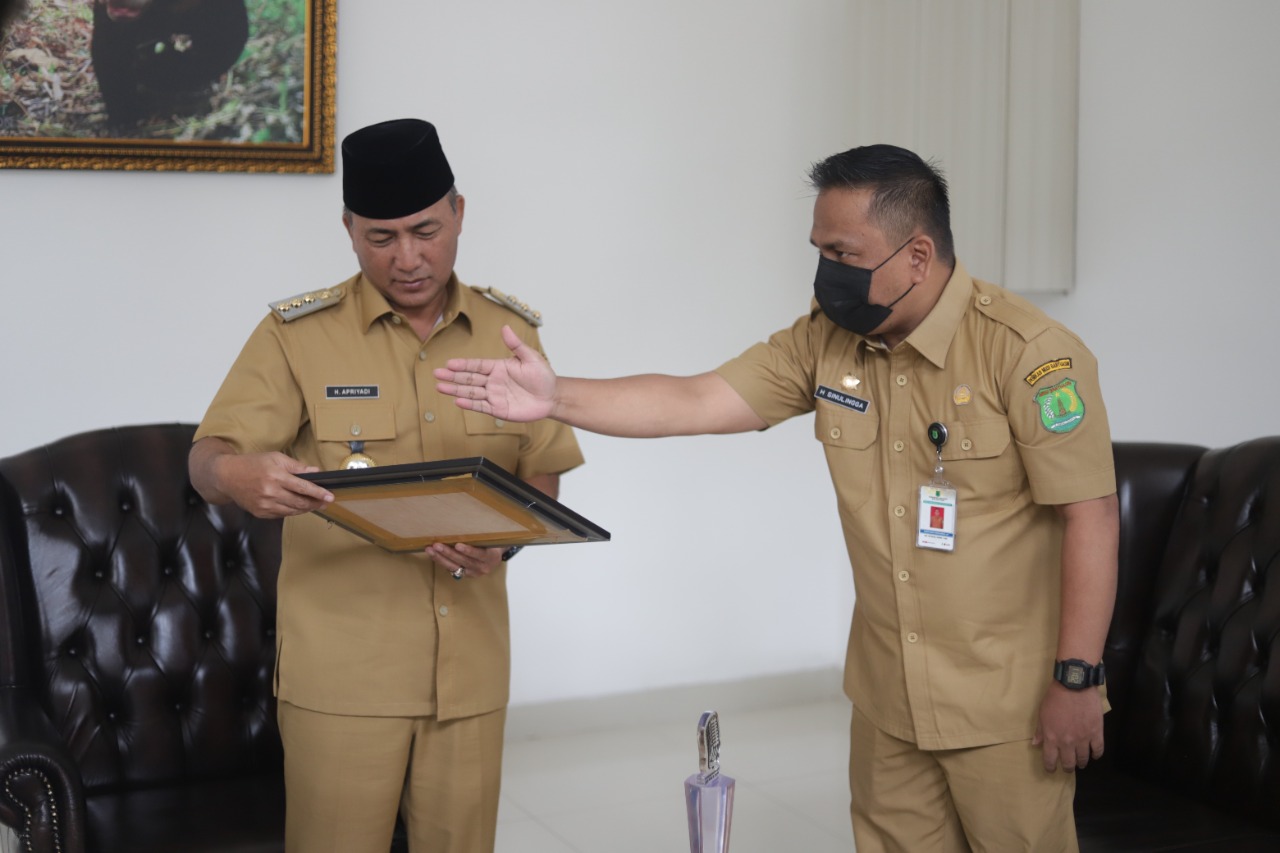 Pj Bupati Apriyadi segera Teken Kesepakatan Bangun Jaringan FO di Semua Kecamatan