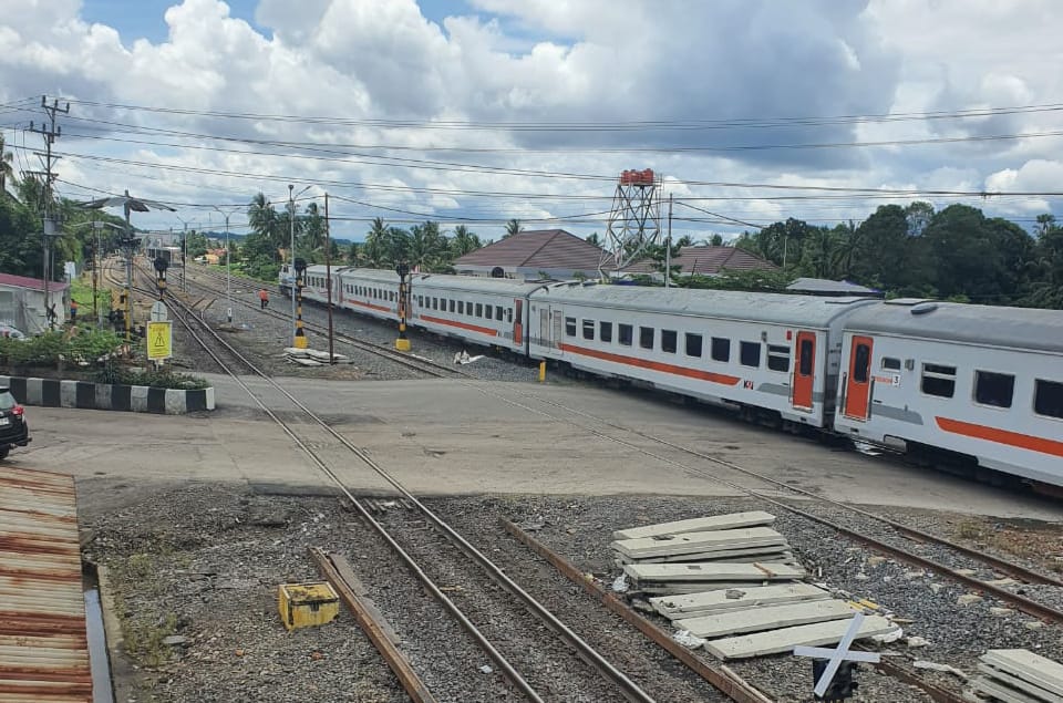 Berlakukan Gapeka Baru Per 1 Februari 2025, Waktu Perjalanan KA Penumpang di Divre III Jadi Lebih Cepat 