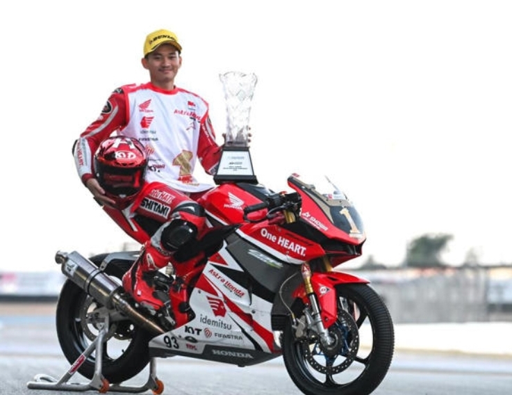 Sejarah Baru Dunia Balap, Fadillah Arbi Aditama Jadi Pebalap Indonesia Kelima Rebut Juara ARRC AP250