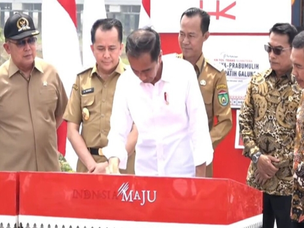 Jalan Tol Indralaya-Prabumulih Terhubung ke Kawasan Produktif, Perintah Jokowi ke Kepala Daerah