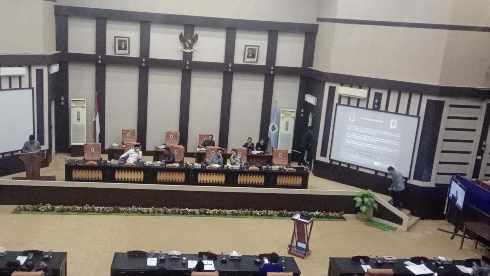 Bupati OKI Beri Nota Jawaban atas Pandangan Umum Fraksi DPRD OKI