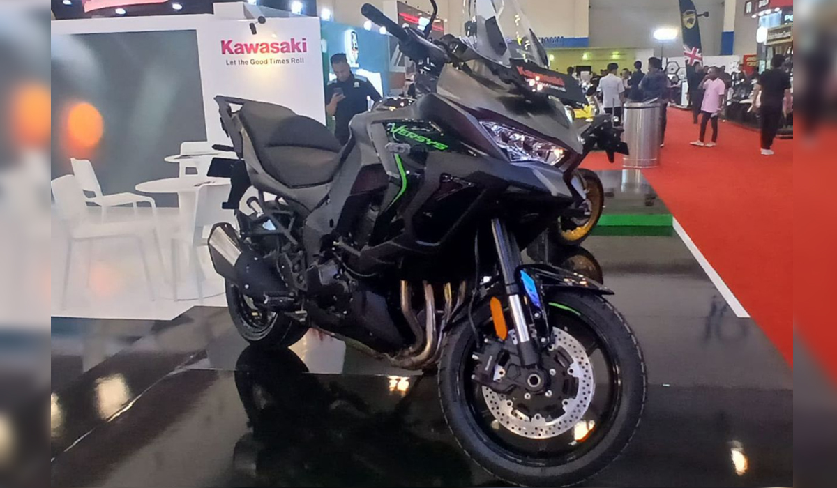 Kawasaki Versys 1100 Terbaru Hadir di IMOS 2024, Gila! Harganya Mirip Innova Zenix