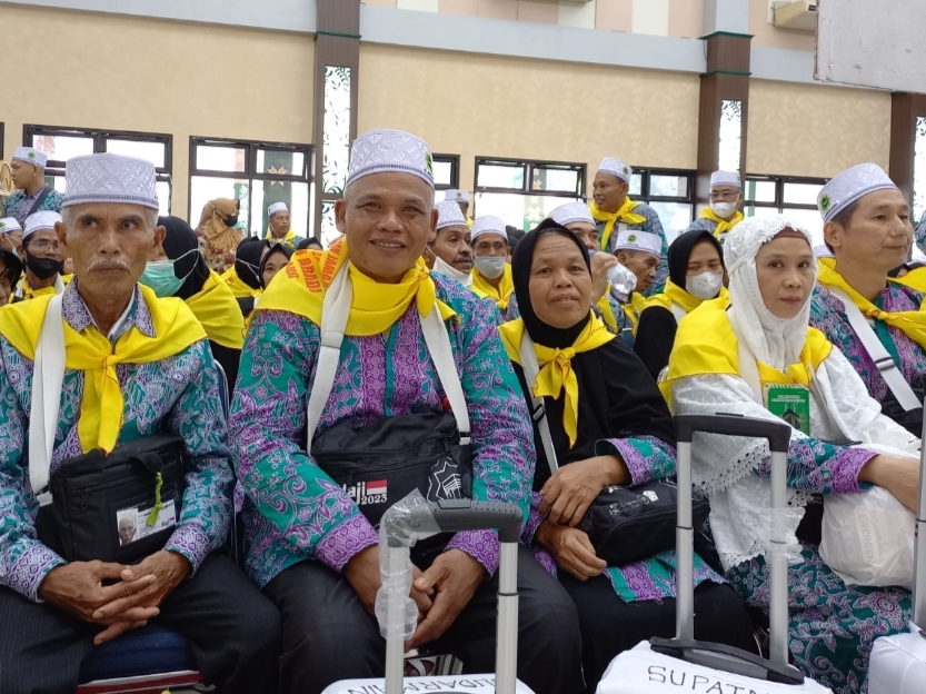 PPIH Asrama Haji Embarkasi Palembang Sambut Kedatangan Kloter 20