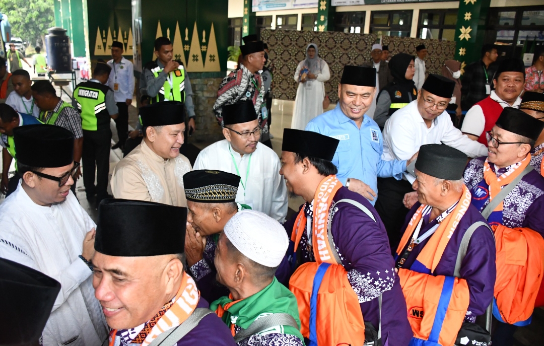 Dilepas Bupati OKU, 369 Jemaah Haji Kloter 9 Berangkat Ke Madinah