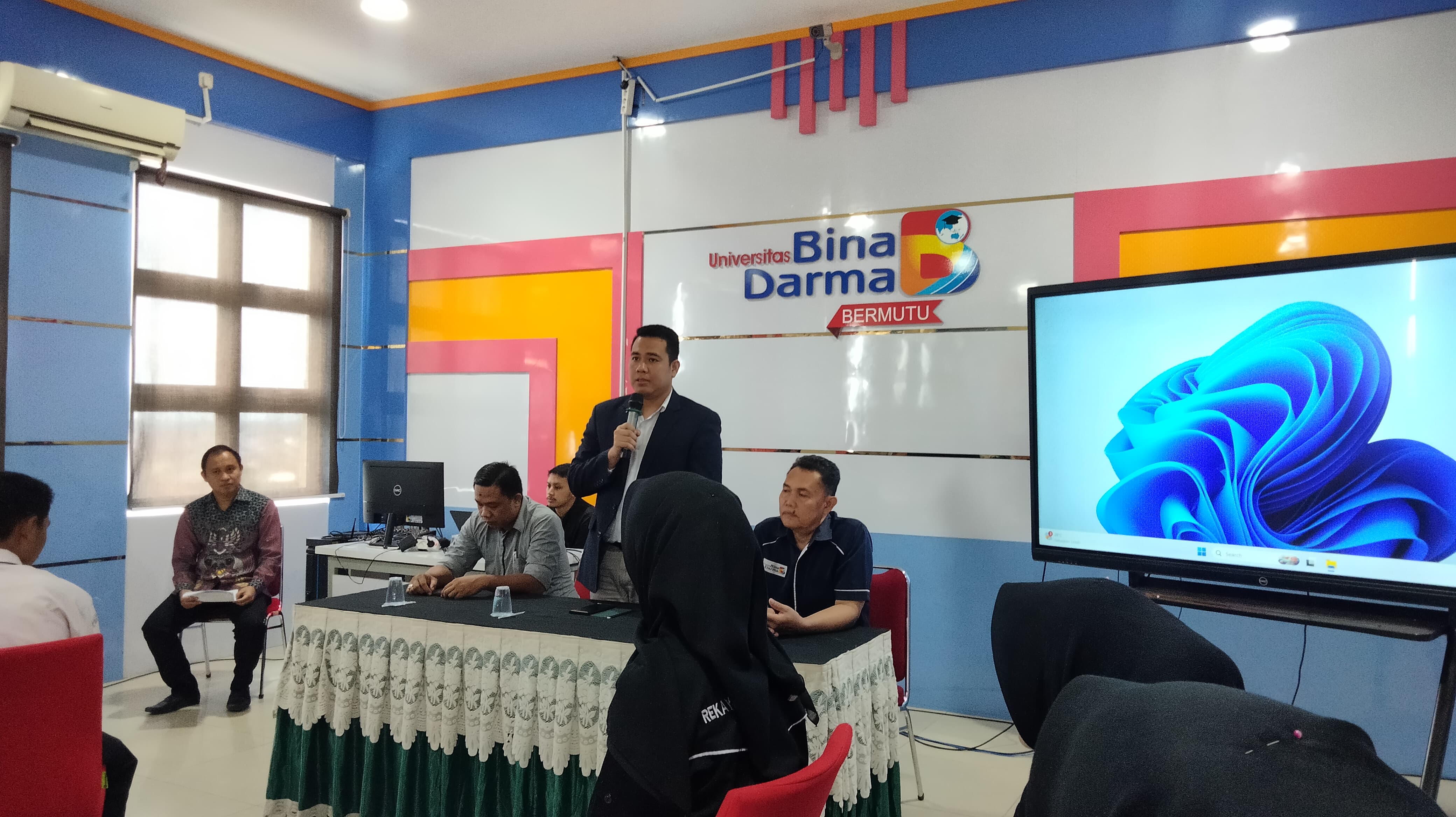 Pembukaan Program Magang Siswa dan Mahasiswa di UBD, Ini Pesan Bijak Prof Edi Surya Negara MKom