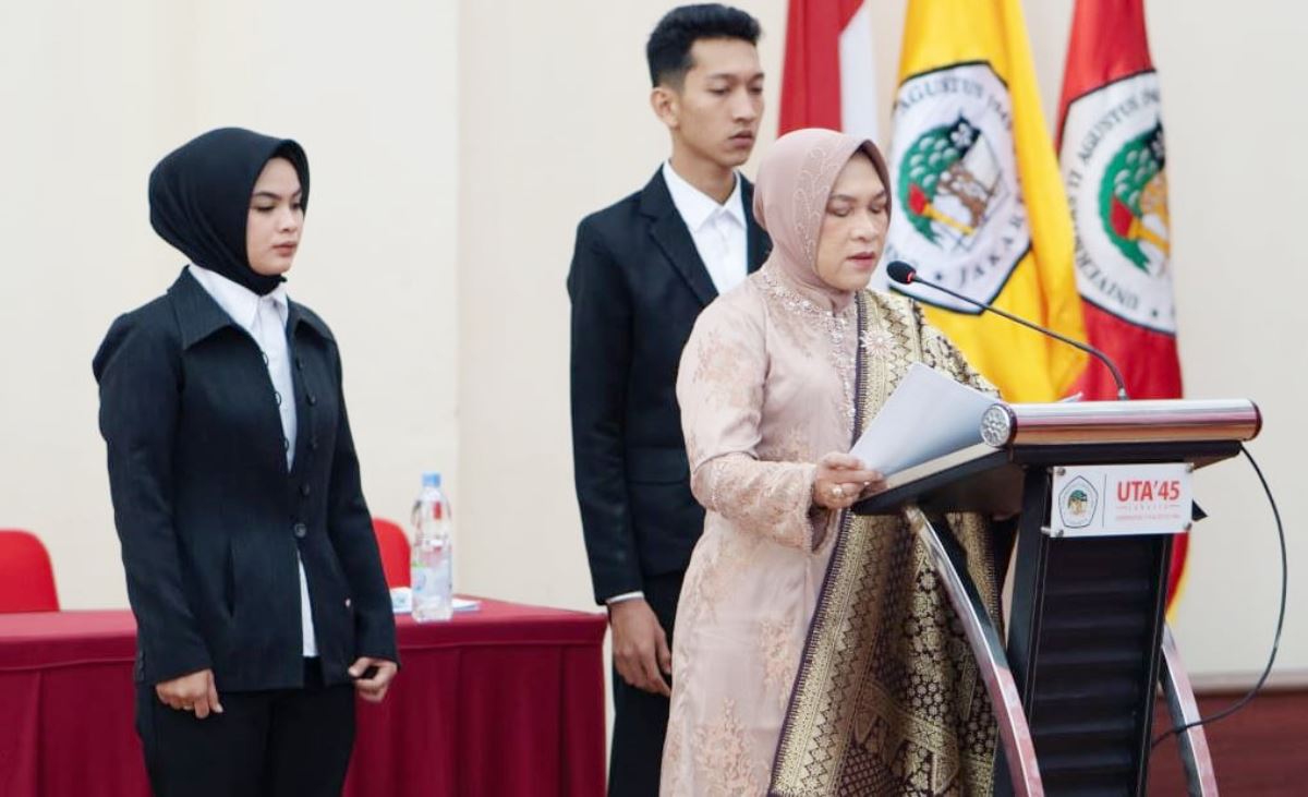 Sunnah Raih Doktor Ilmu Hukum UTA'45 Sandang Predikat Cum Laude