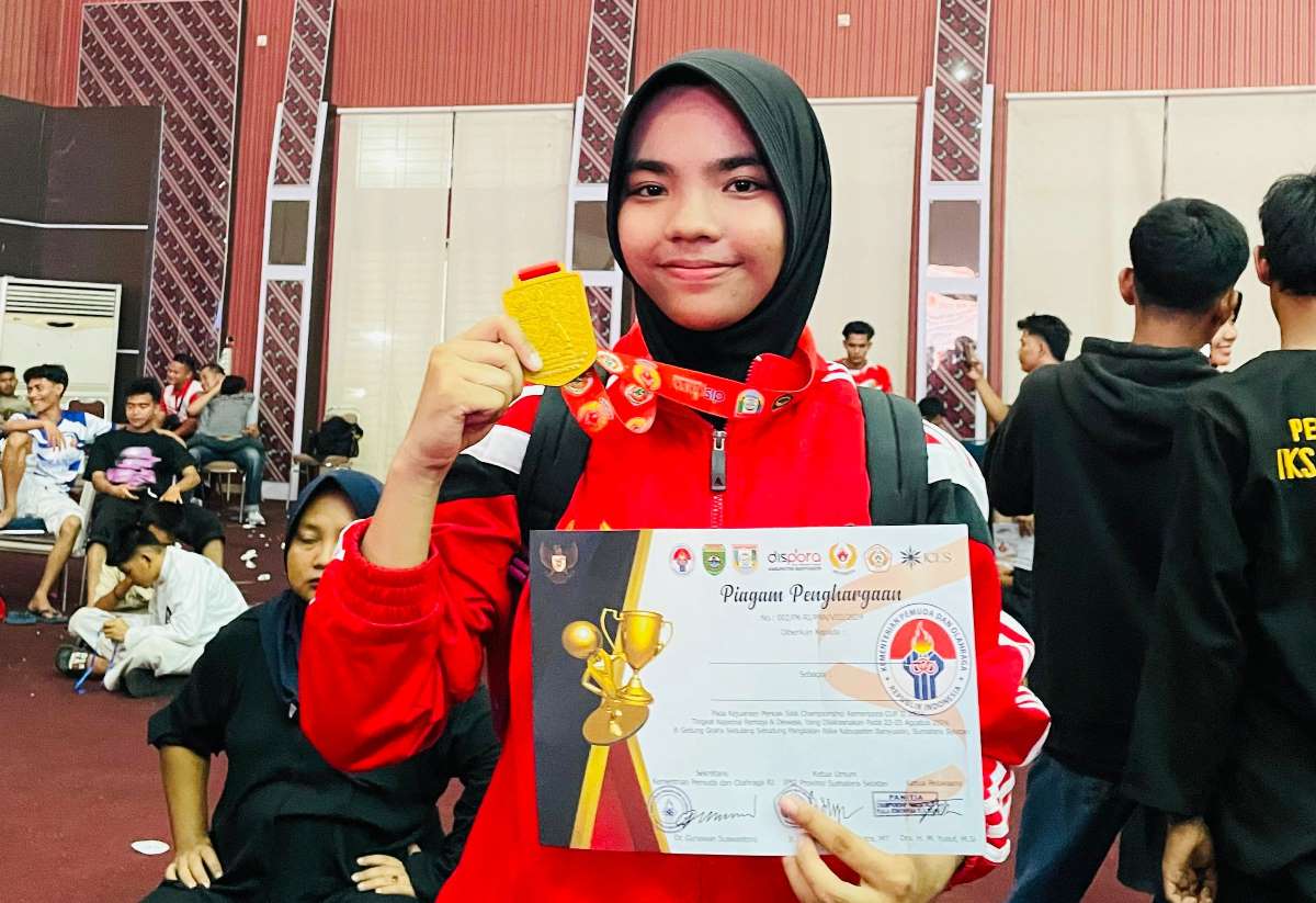 Rintan Desvita, Mahasiswa UBD Sabet Medali Emas Kejuaraan Pencak Silat