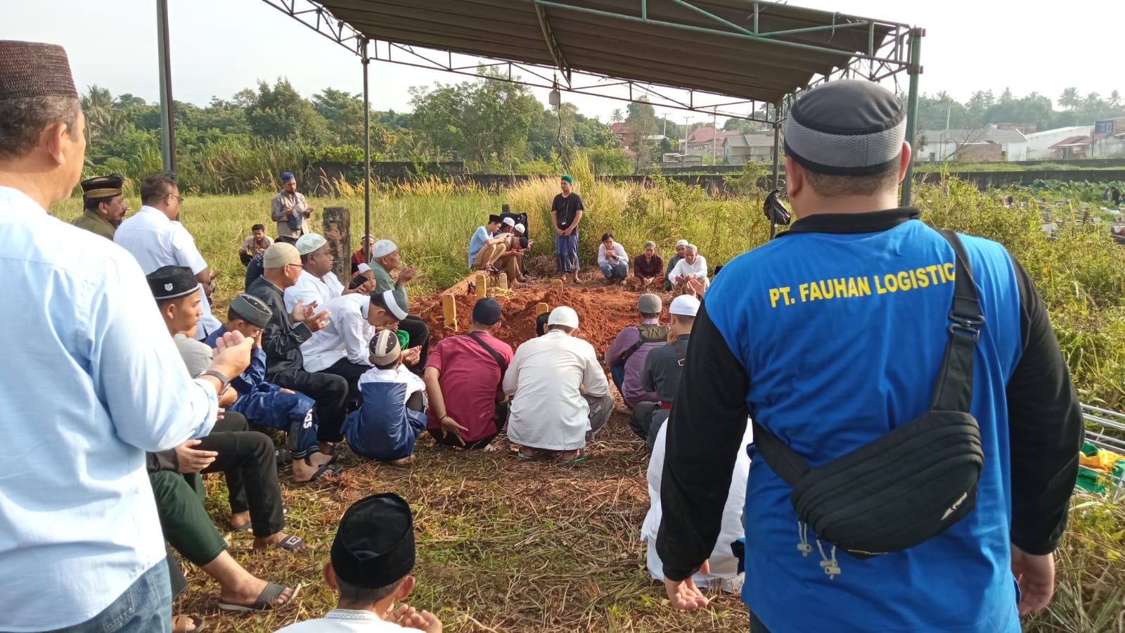 Almarhum Guru dan Murid Dimakamkan Berdampingan di TPU Soak Simpur, Keduanya Tenggelam di Pantai Bengkulu