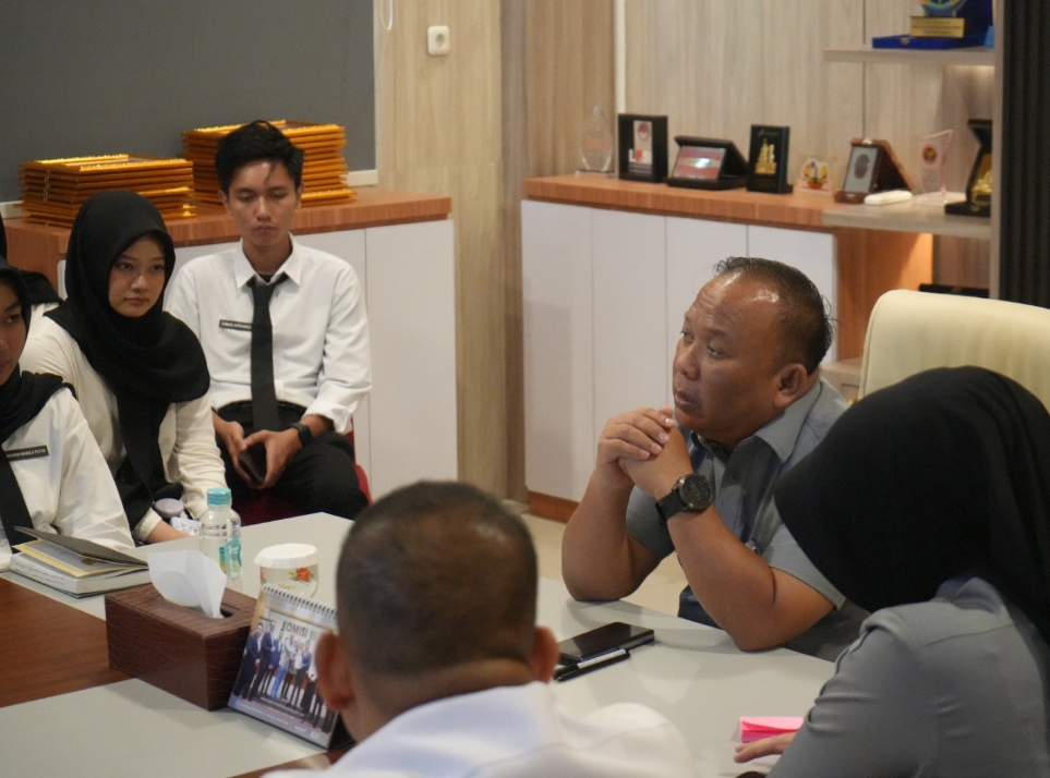 Kakanwil Kemenkum Sumsel Beri Arahan kepada Peserta Program Magang Nasional