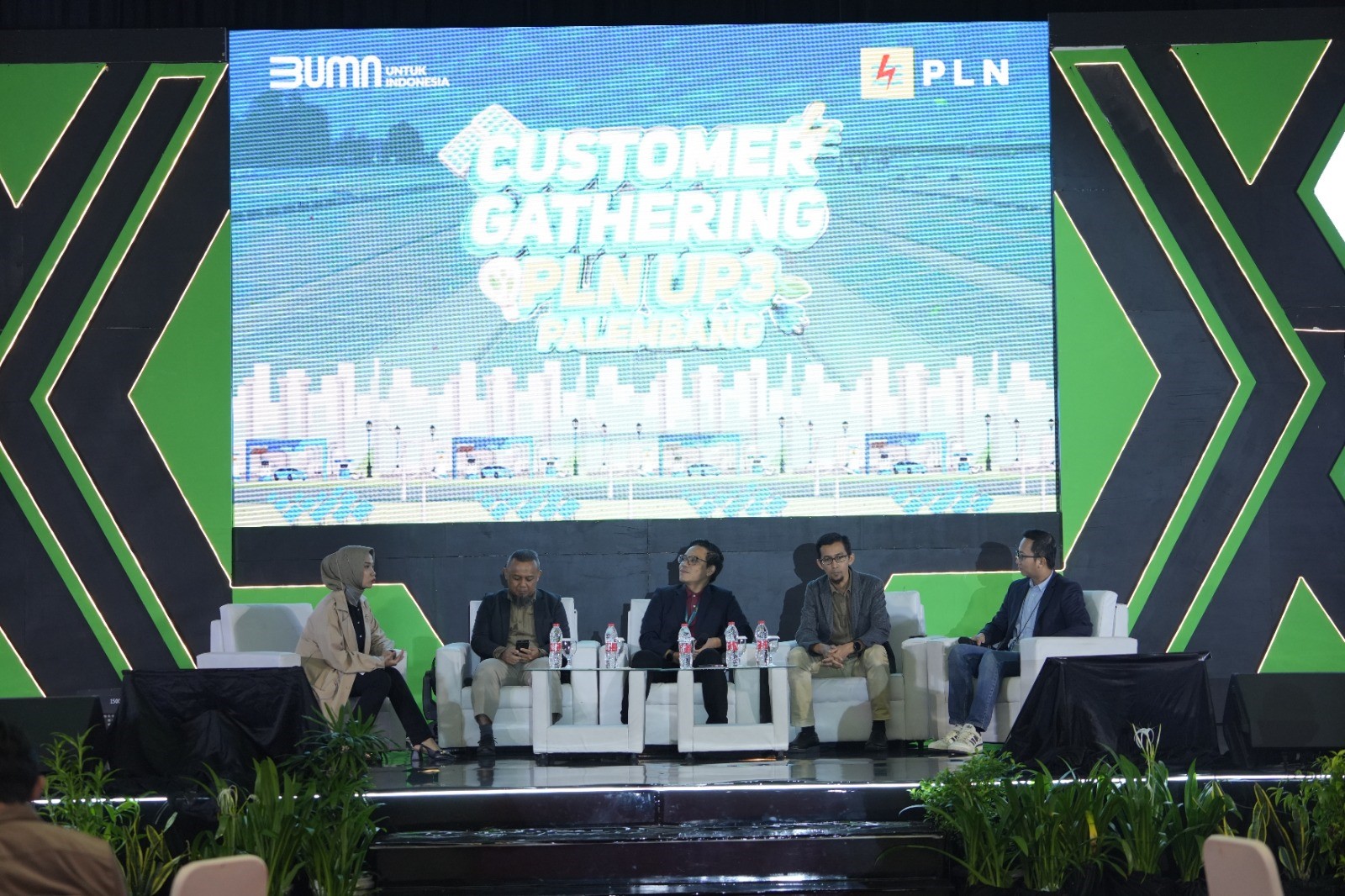  PLN Gelar Customer Gathering Dukung Indonesia Net Zero Emission 2060