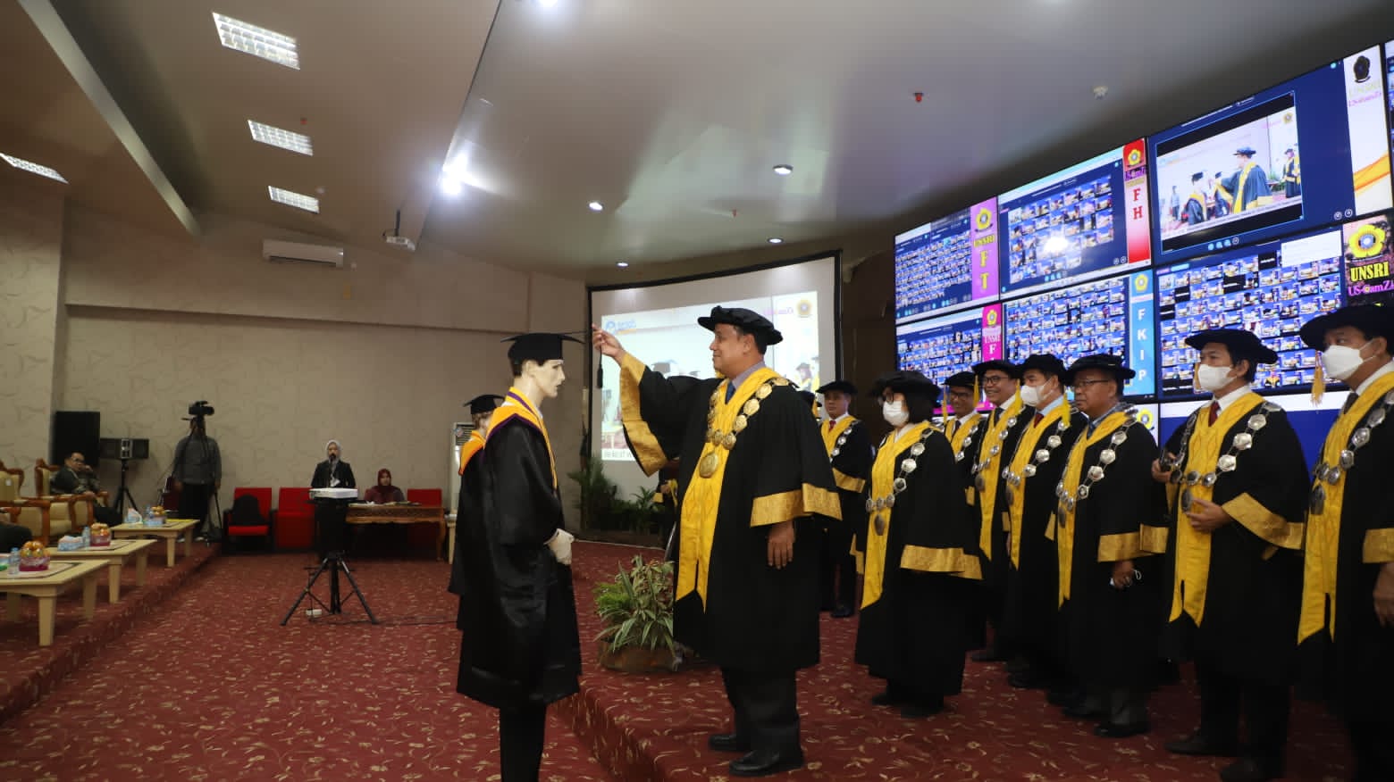 Gelar Wisuda ke-163, Rektor Unsri Ingin Lulusan Berwirausaha