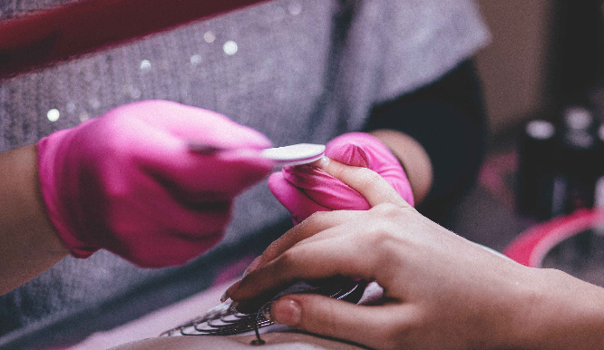 Rekomendasi Nail Art Cantik dan Elegan Cocok Digunakan Saat Lebaran