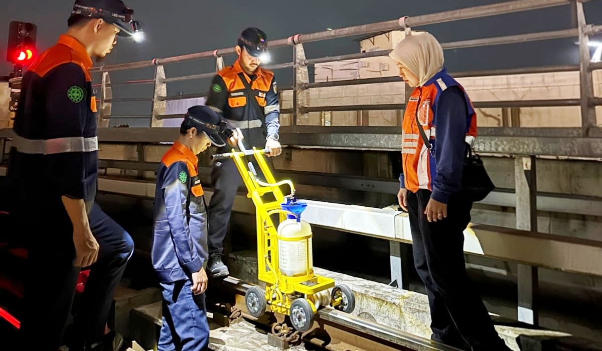 Jaga Keselamatan dan Keandalan Operasional, LRT Sumsel Rutin Lakukan Perawatan Jalur