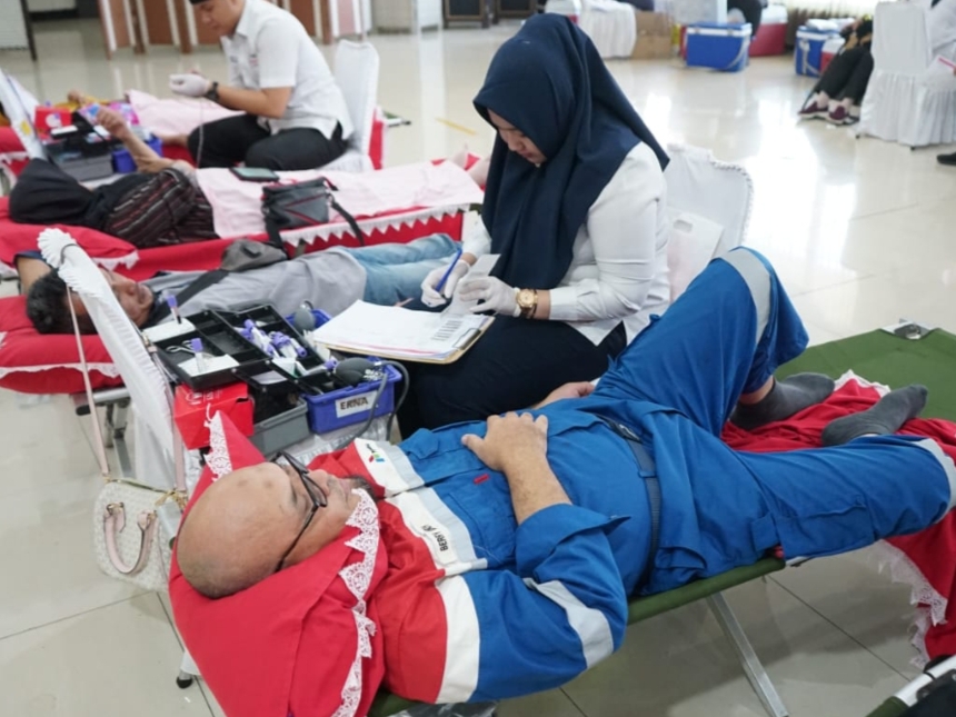 Pekerja Kilang Pertamina Plaju Donorkan 300 Kantong Darah, Wujud Kepedulian pada Kemanusiaan 