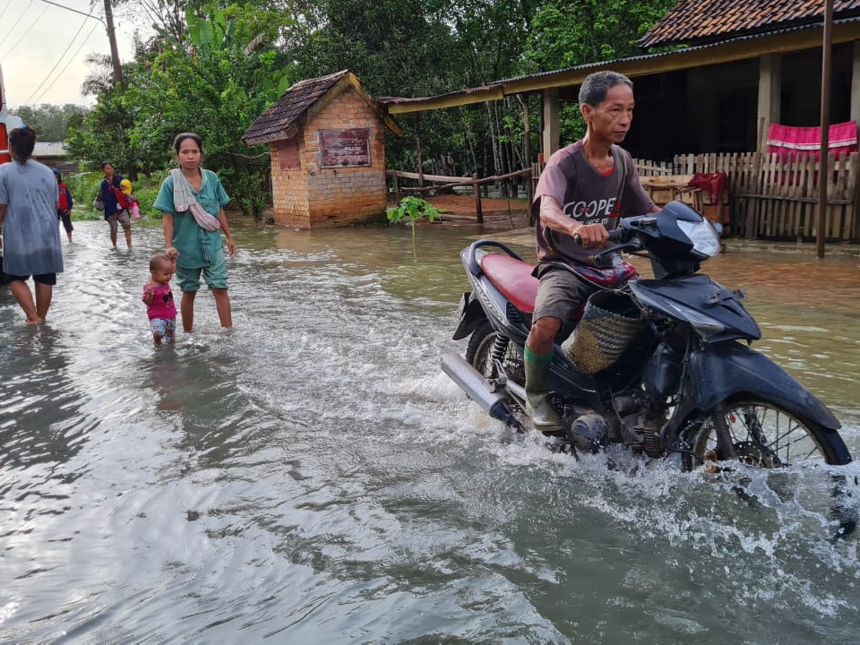 PALI Semalam Banjir 1 Meter, BPDB Himbau Anak-anak Jangan Main di Sungai