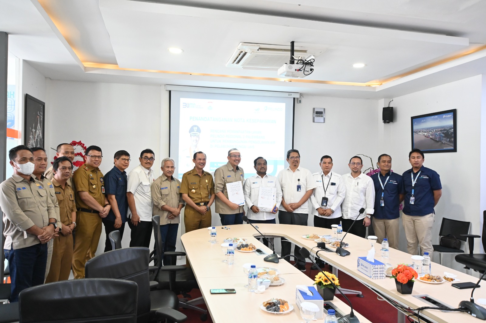 Sinergi Pelindo Regional 2 dalam Penyediaan Air Bersih Bersama Tirta Musi Palembang