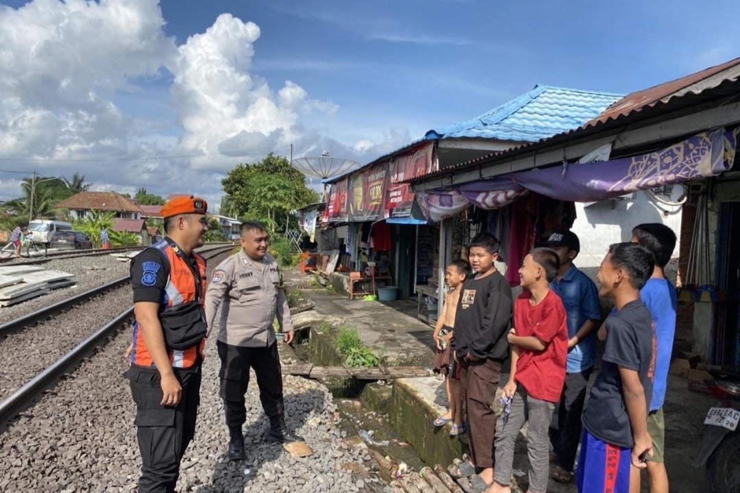 KAI Divre III Palembang Imbau Masyarakat Tidak Melempari Kereta Api, Melanggar Hukum dan Berbahaya