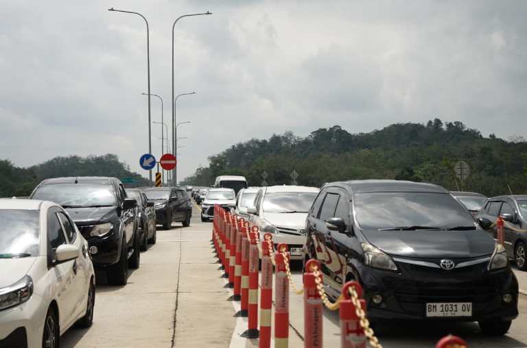 Volume Kendaraan Capai 142.518 Melintasi Tol Trans Sumatera di Libur Akhir Pekan Perayaan Paskah 2026