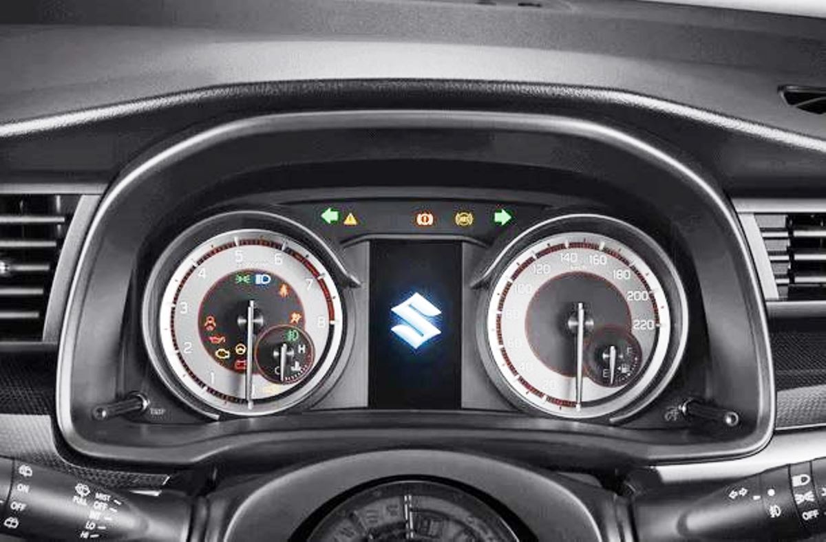 5 Penyebab Lampu Indikator Mobil Menyala Terus, Berikut Beberapa Dampak yang Bisa Terjadi!