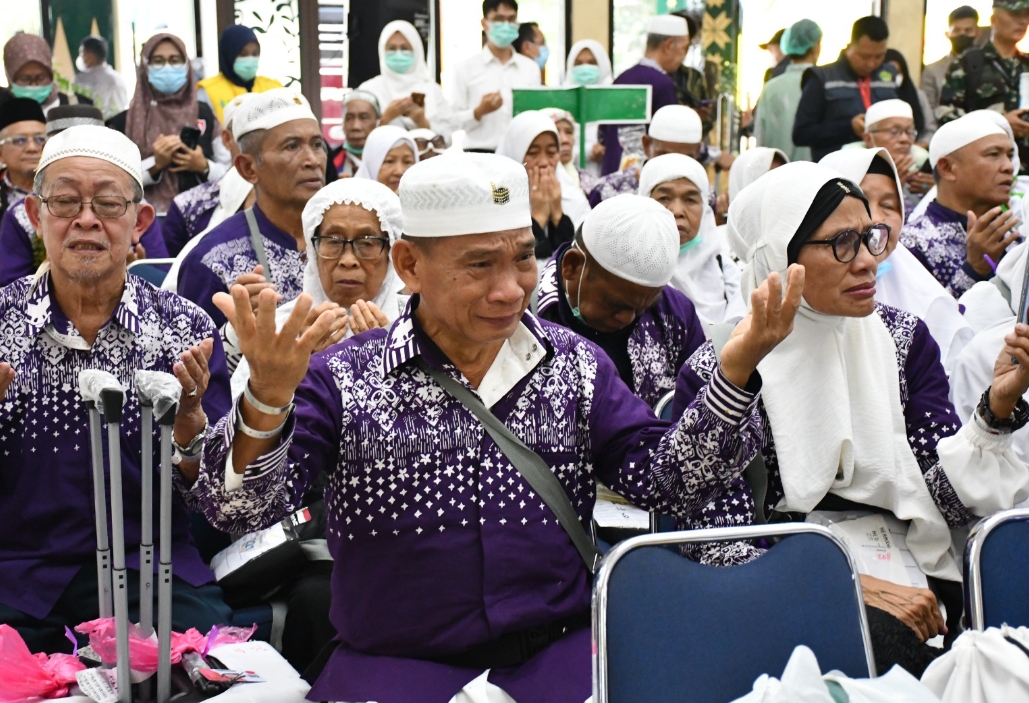 Haji Kloter 16 Tiba di Palembang, Jemaah Muaraenim dan Palembang Langsung Pulang, Babel Besoknya
