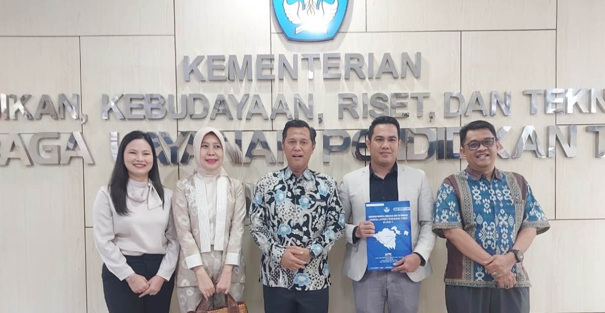Keren, Dosen UBD Raih Gelar Profesor Termuda di Indonesia