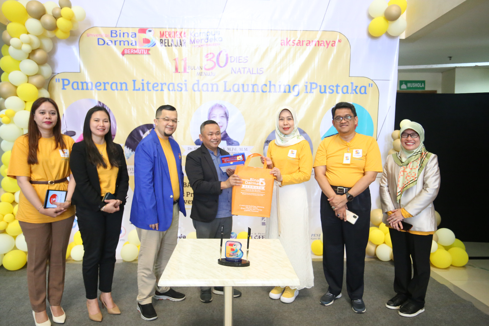 UBD Launching i-Pustaka dan e-Pub, Permudah Akses Baca Digital