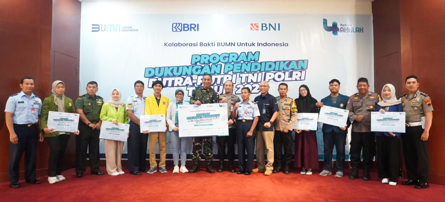 Peringati Hari Pahlawan, BRI Salurkan Bantuan Beasiswa Bagi Anak TNI dan Polri