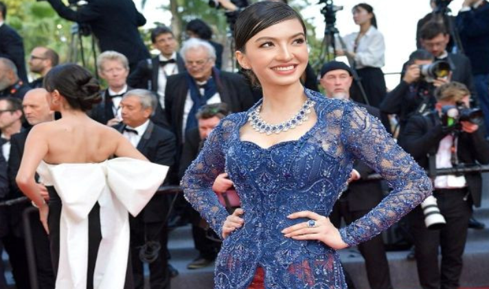 Pesona Raline Shah Buat Kagum Warganet Saat Kenakan Kebaya dan Batik di Festival Film Cannes