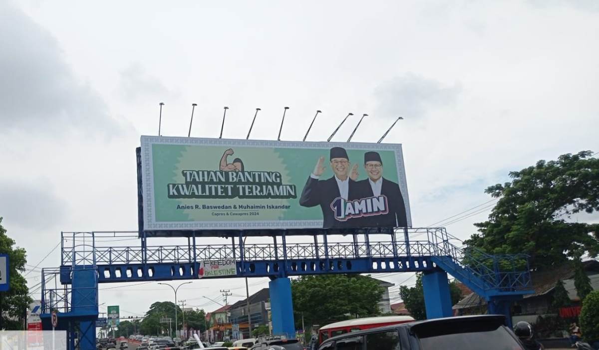 Ramai Billboard Kampanye Amin Bernarasi Segar Bermunculan di Palembang 