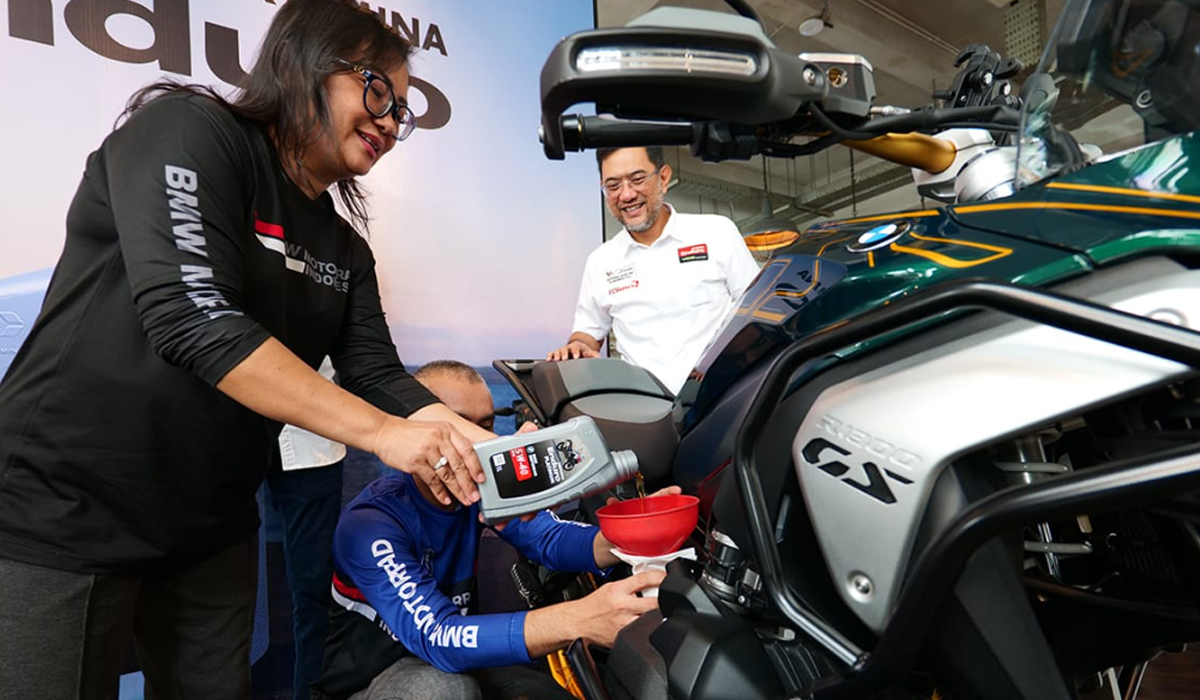 Kolaborasi Pertamina dan BMW Hadirkan Pelumas Eksklusif untuk Moge 'Pertamina Enduro Platinum 5W-40'