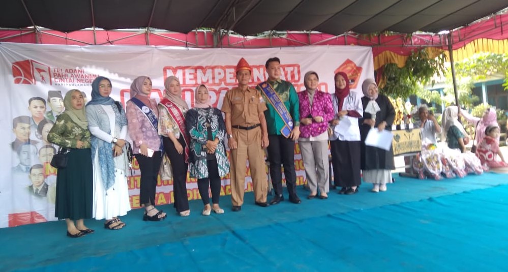 Parade Ragam Profesi Siswa di SD Negeri 157 Palembang, Meriahkan Peringatan Hari Pahlawan Nasional