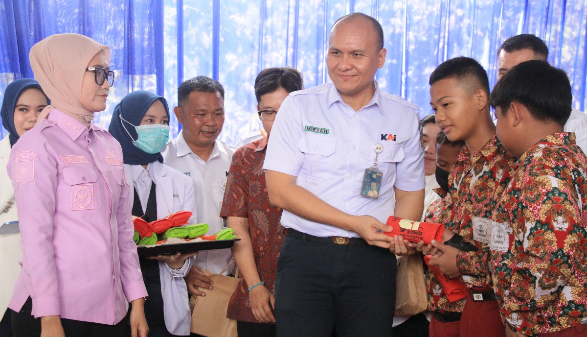 Rangkaian Peringatan HUT ke-81 KAI, Divre III Palembang Hadirkan Rail Clinic di Stasiun Merapi Lahat