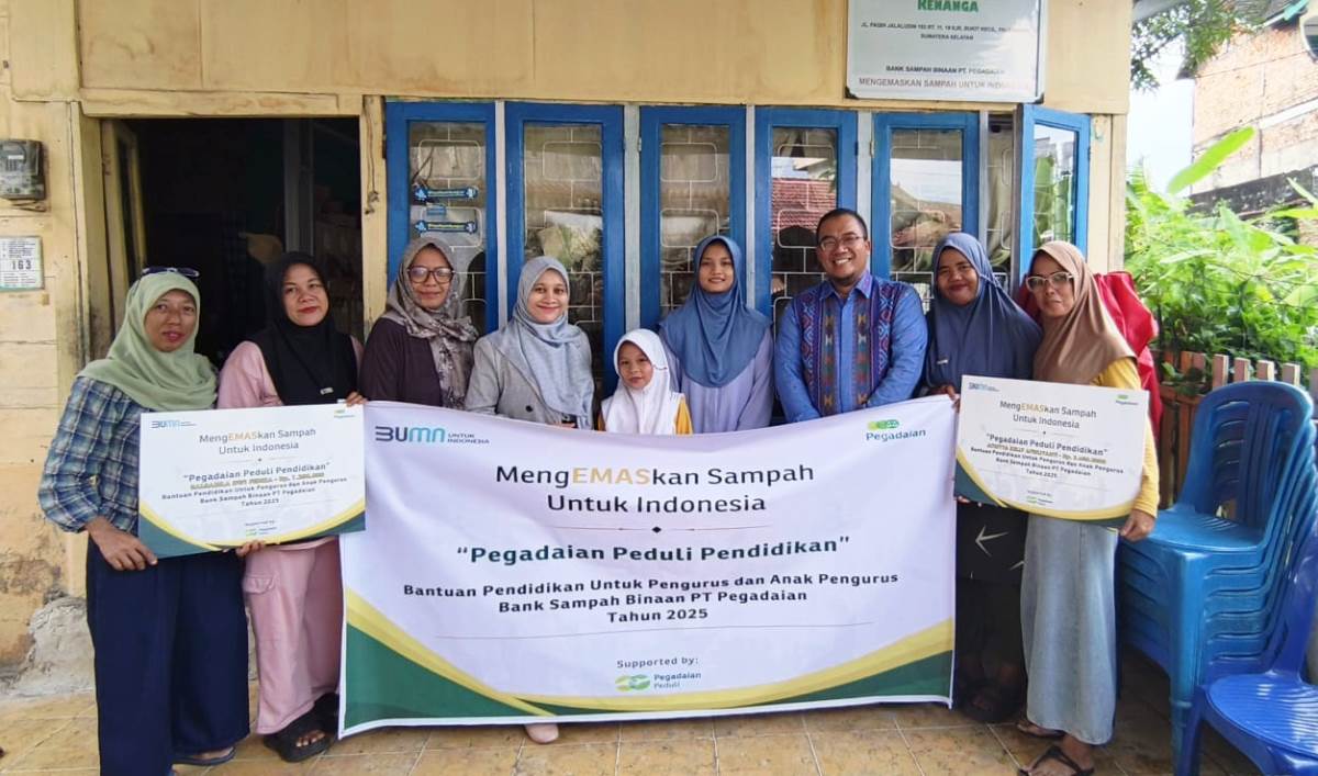 Pegadaian Salurkan Bantuan Pendidikan untuk 599 Pengurus dan Anak Pengurus Bank Sampah 