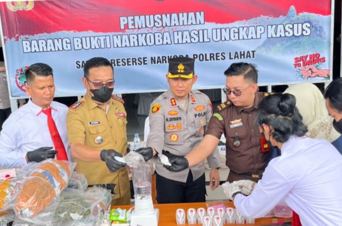 Polres Lahat Musnahkan 175,104 gram Sabu dan 8 Kilo Ganja, Barang Bukti Sepanajang Oktober-November 2025