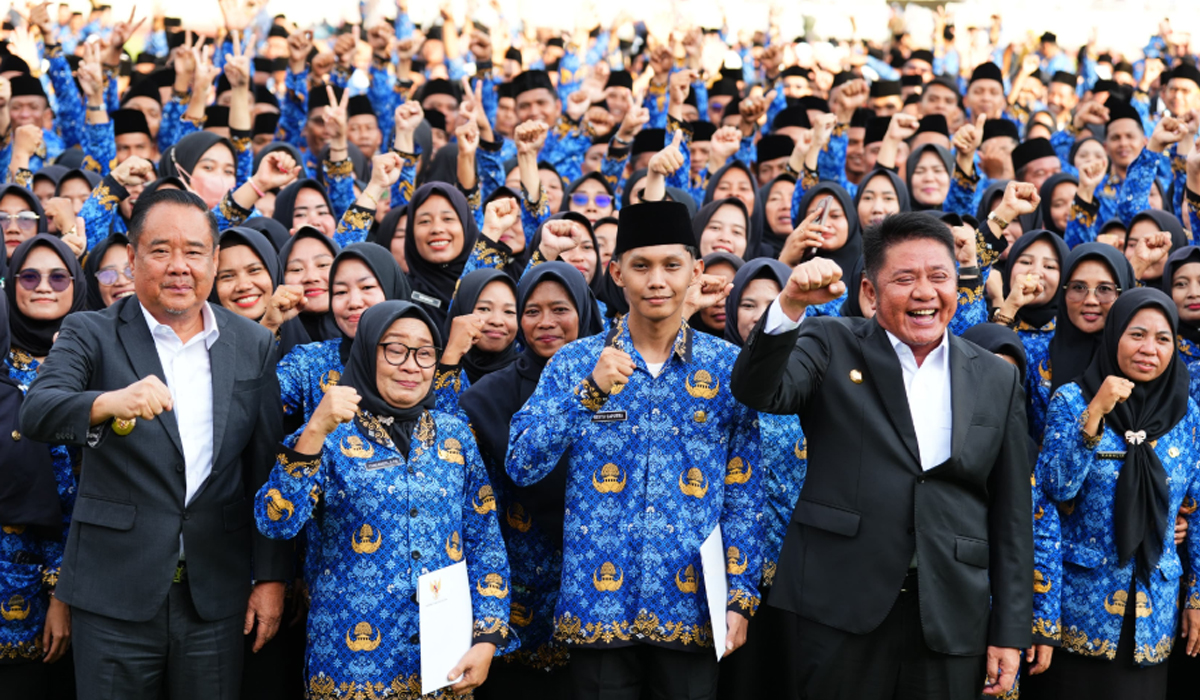 Pemprov Sumsel Kukuhkan 5.990 PPPK Paruh Waktu, Herman Deru: Punya Tangung Jawab Sama Dalam Pelayanan Publik