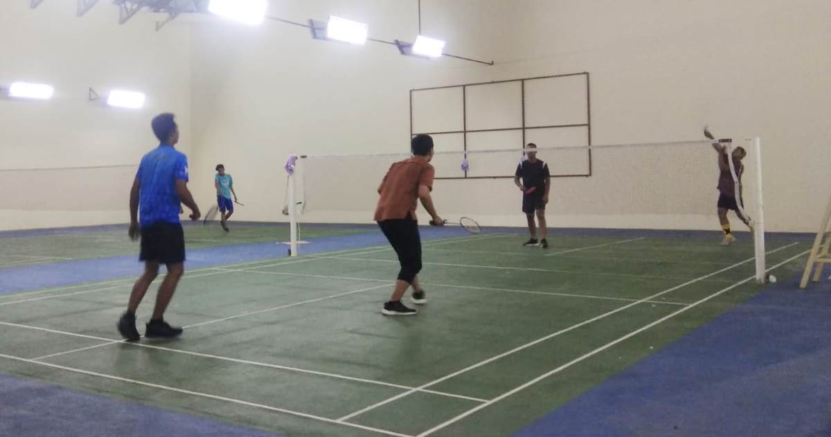 Tidak Hanya Kegiatan Belajar Mengajar, UBD Bisa Buat Olahraga Badminton Juga 