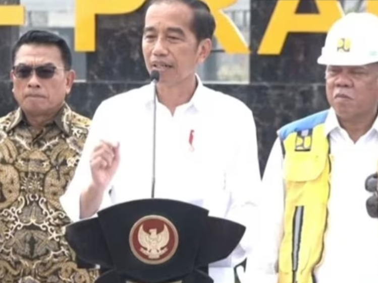 Usai Resmikan Tol, Curhat Warga ke Jokowi , Dulu dari Palembang ke Lampung 12 jam, Sekarang 3,5 Jam Saja