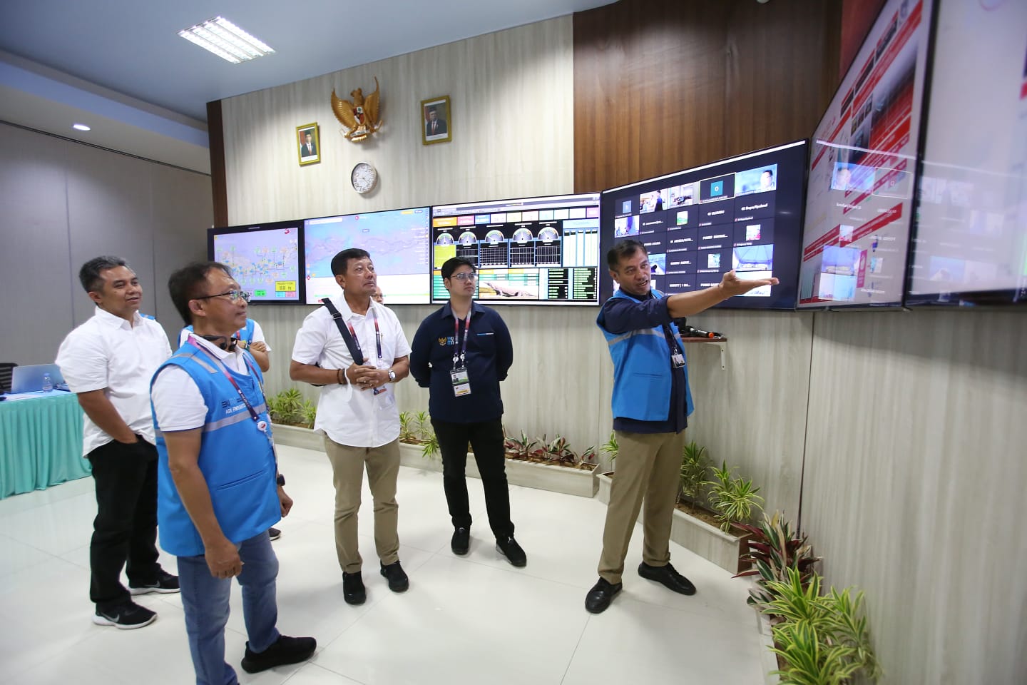 Tinjau Langsung Command Center PLN di Labuan Bajo, Kementerian BUMN Pastikan Keandalan Listrik KTT ASEAN