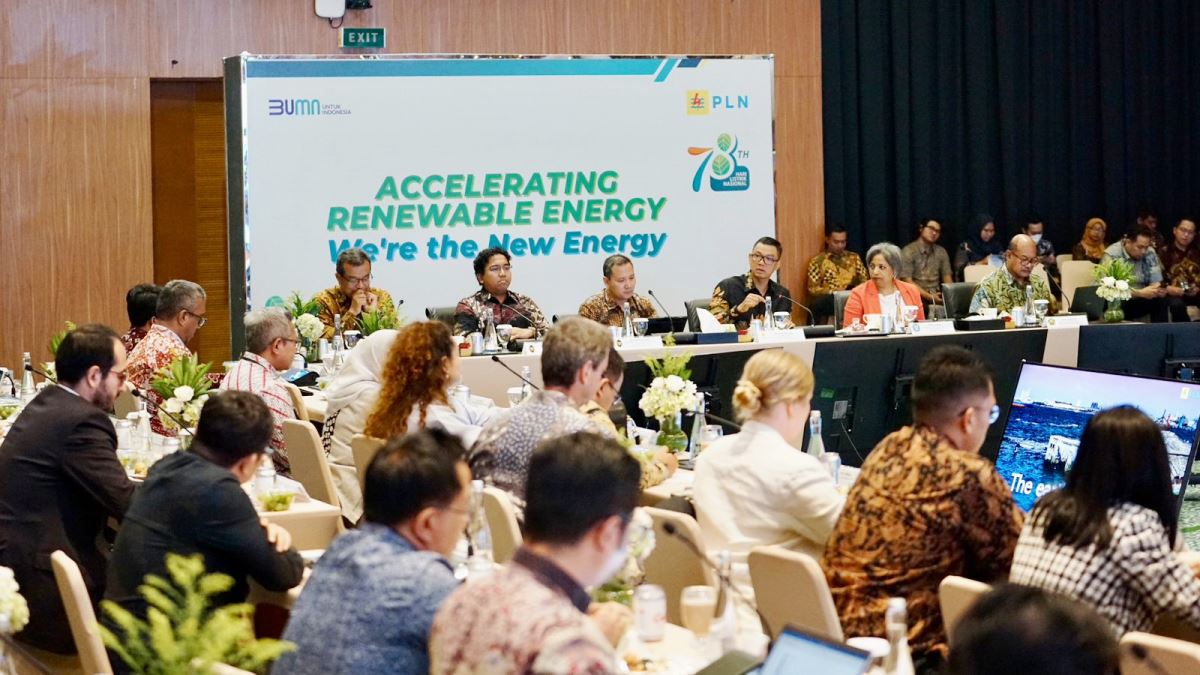 Kemenko Marves bersama PLN Gaet Komunitas Global melalui Green Energy Buyers Dialogue