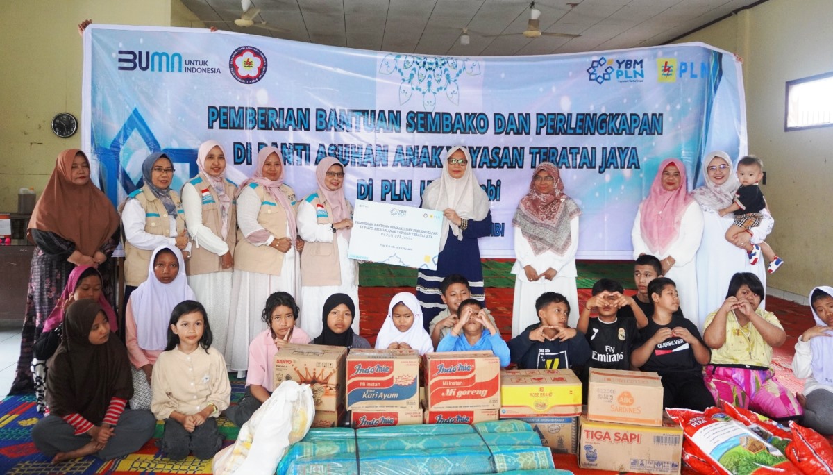 YBM PLN Jambi Berbagi Kebahagiaan Jelang Ramadhan di Rumah Asuhan Umi Ikhlas dan Yayasan Teratai Jaya