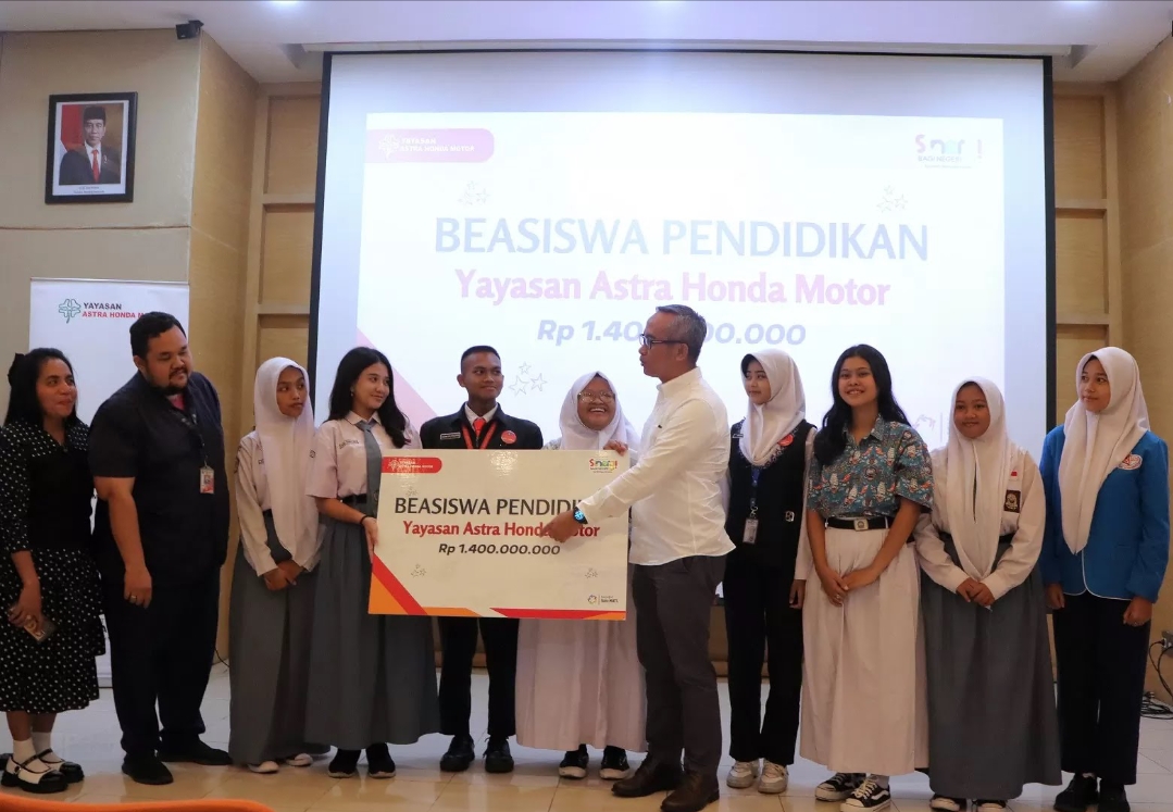 Yayasan AHM Beri Beasiswa Pendidikan ke Duta Safety Riding, Berikut Daftar Lengkap Penerima Sepanjang 2024