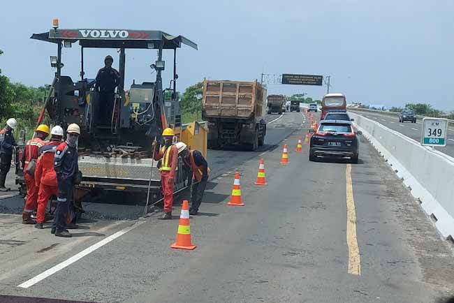 Waspadai Jalan Tol Palembang-Kayuagung Masih Banyak Tampal Sulam