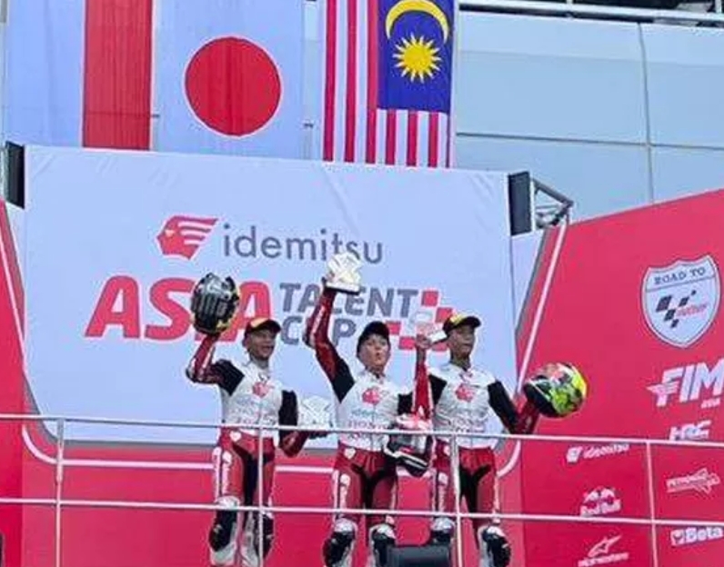 Kado HUT RI ke-79, Pebalap AHM Kiandra Ramadhipa Raih Podium dan Finish di Posisi Kedua IATC 2024 Sepang