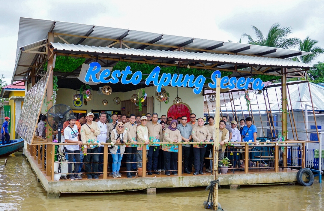 Resto Apung Sesera, PT Pusri Palembang Lestarikan Kuliner Khas Palembang