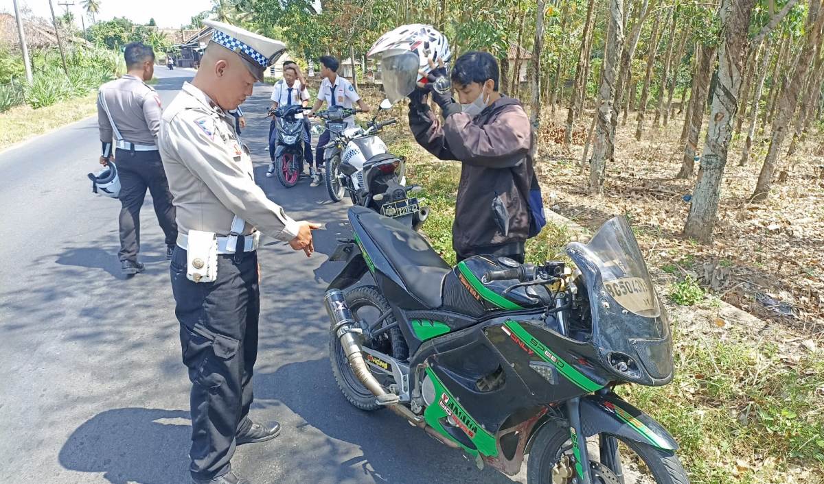 Operasi Patuh Musi 2024 di OKU Timur, 8 Hari, 515 Sanksi Teguran, 61 Pengendara Kena Tilang