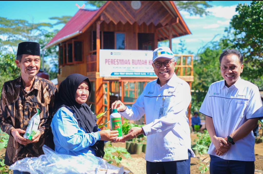 Pusri Resmikan Rumah Kompos di Desa Tebat Benawa, Dukung Pengembangan Kopi Lokal Sumsel