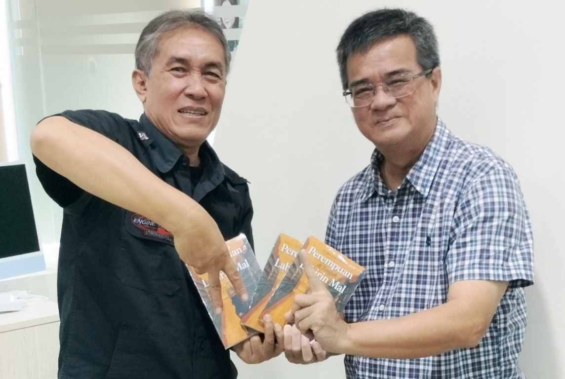 Kumpulan Cerpen Perempuan di Tengah Labiran Mal, Buku Terbaru dari Maspril Aries 