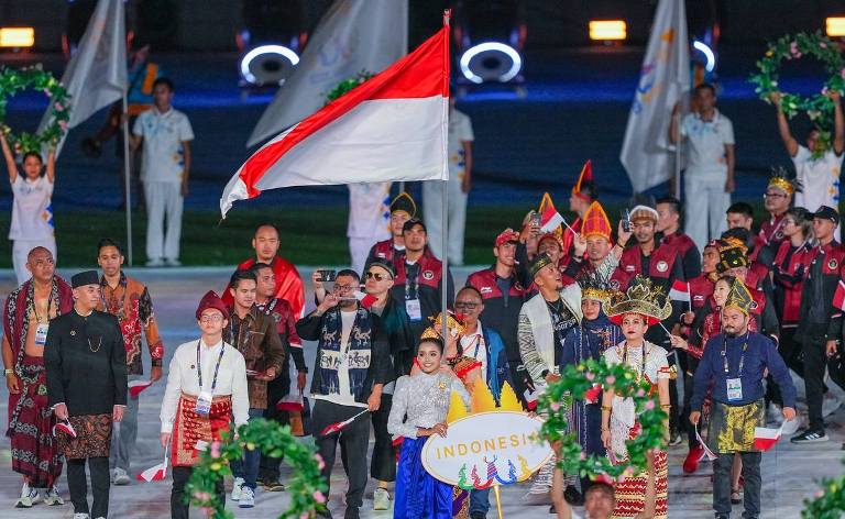 Kejutan Opening Ceremony SEA Games 2023, Kontingen Indonesia Pakai Songket