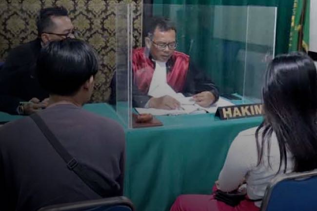 Terjaring Razia Pekat Satpol PP Palembang di Tempat Kos Pasangan Pasutri Bukan Didenda Hingga Rp2 Juta    